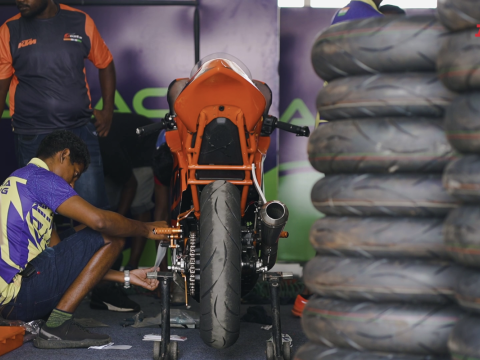 MRF MMSC FMSCI Indian National Motorcycle Racing Championship-Round 2