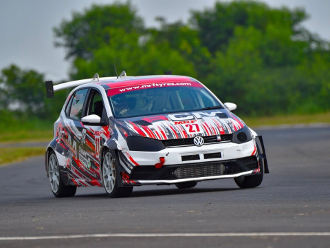 MRF MMSC FMSCI Indian National Car Racing Championship-Round 2